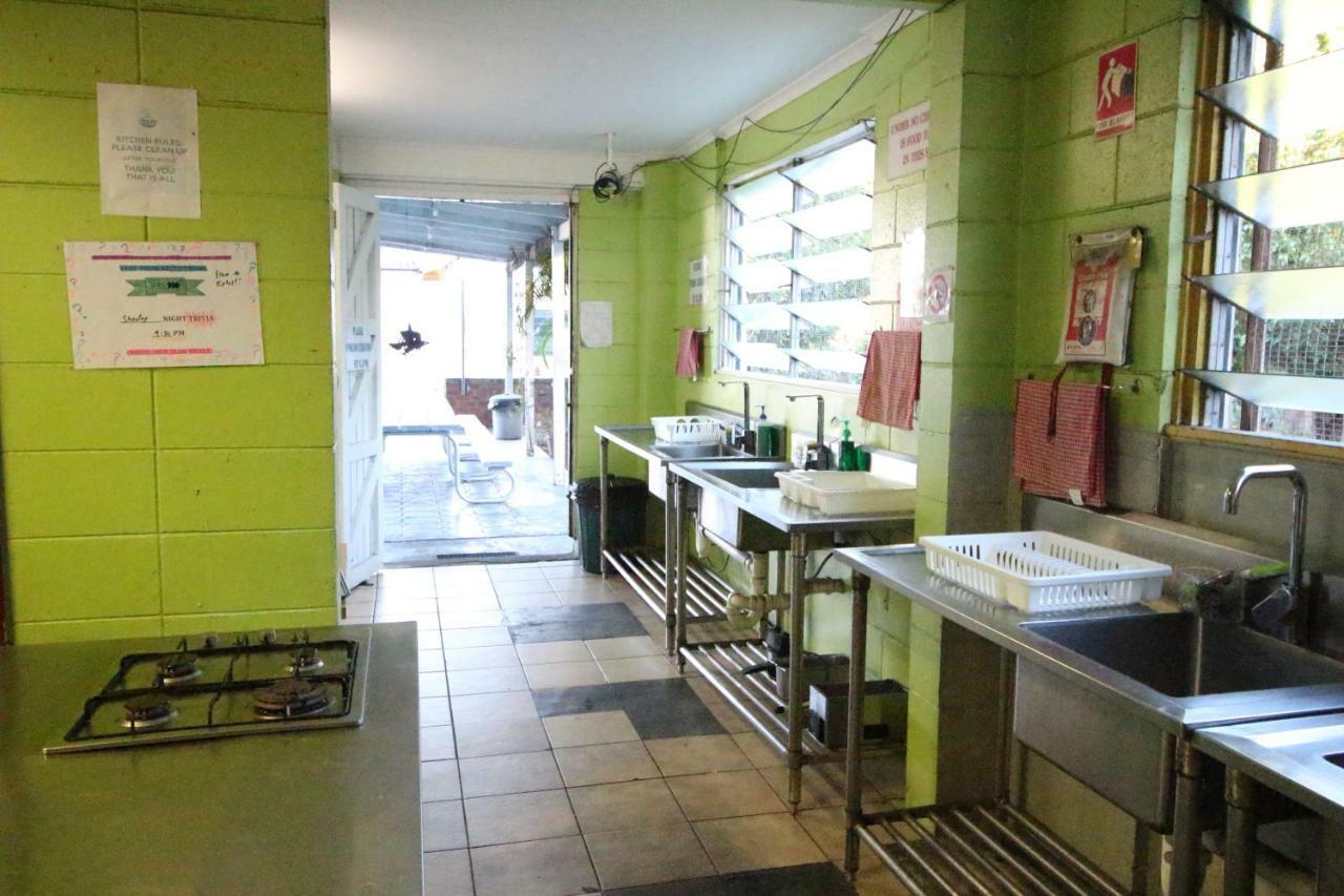 הוסטל Asylum Cairns Share House מראה חיצוני תמונה
