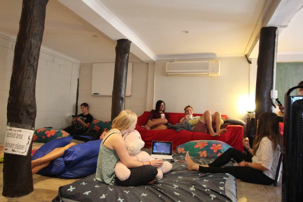 הוסטל Asylum Cairns Share House מראה חיצוני תמונה